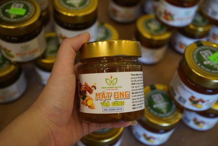 Mật ong trà gừng – Hũ thủy tinh 200ml
